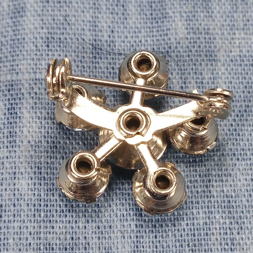 1950s Vintage Star Pin with Blue Rhinestones - Picture 3 of 3